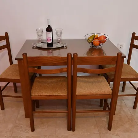 Blue Serenity 5 شقة *