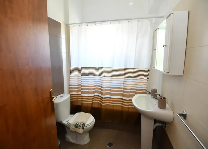 Blue Serenity 5 شقة إياليسوس